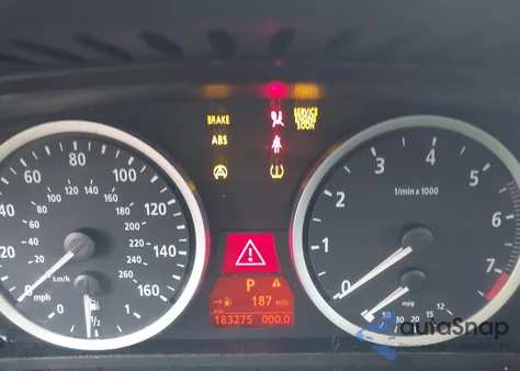 2007 BMW 530Xi z USA, uszkodzony, nr VIN WBANF73597CU23184